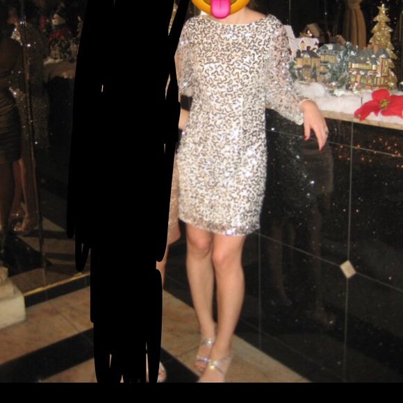 Dress - Picture 3 of 4